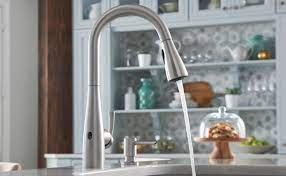 touch vs touchless kitchen faucet